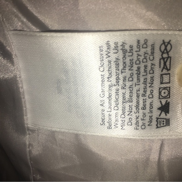 Eddie Bauer WeatherEdge Jacket w/removable hood - Medium Tall - Picture 14 of 17